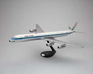 Image: model airplane: United Air Lines, Douglas DC-8-61