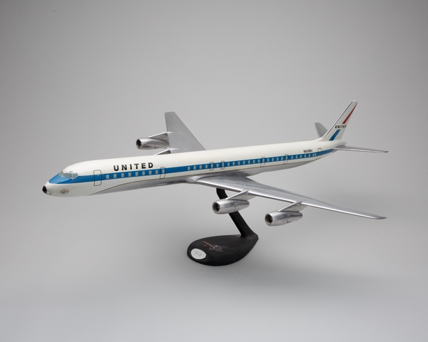Model airplane: United Air Lines, Douglas DC-8-61
