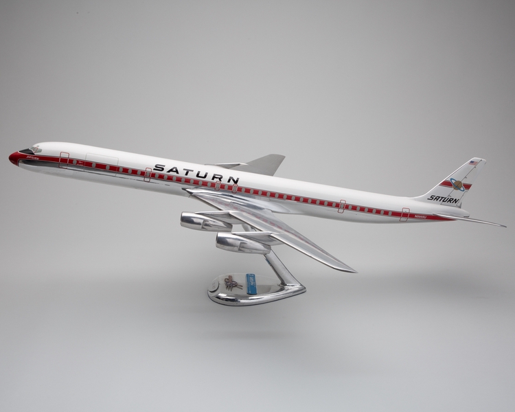 Image: model airplane: Saturn Airways, Douglas DC-8-61CF