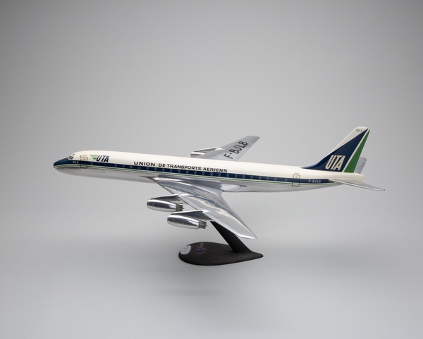 Model airplane: Union de Transports Aériens, Douglas DC-8-53