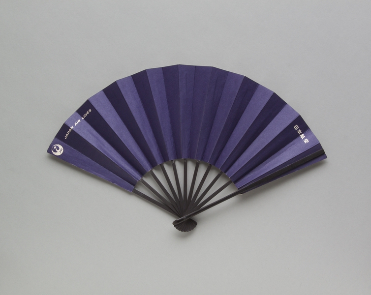 Image: folding fan: Japan Air Lines