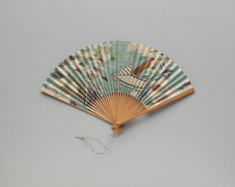 Image: folding fan: Japan Air Lines