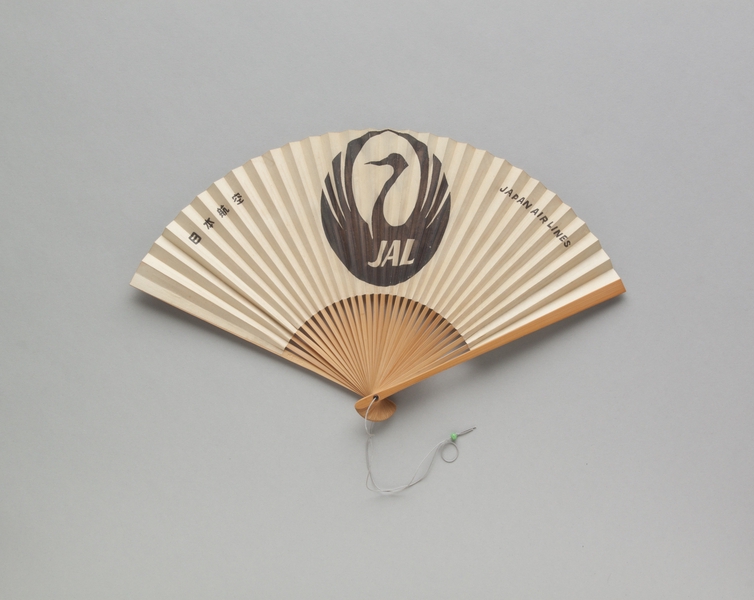 Image: folding fan: Japan Air Lines