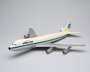 Image: model airplane: Pan American World Airways, Boeing 747-200