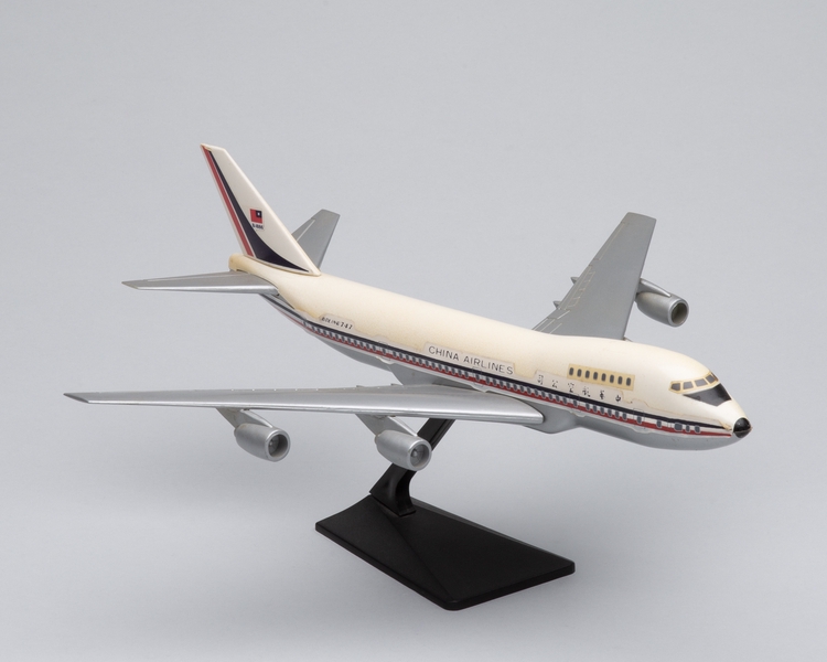 Image: model airplane: China Airlines, Boeing 747-200