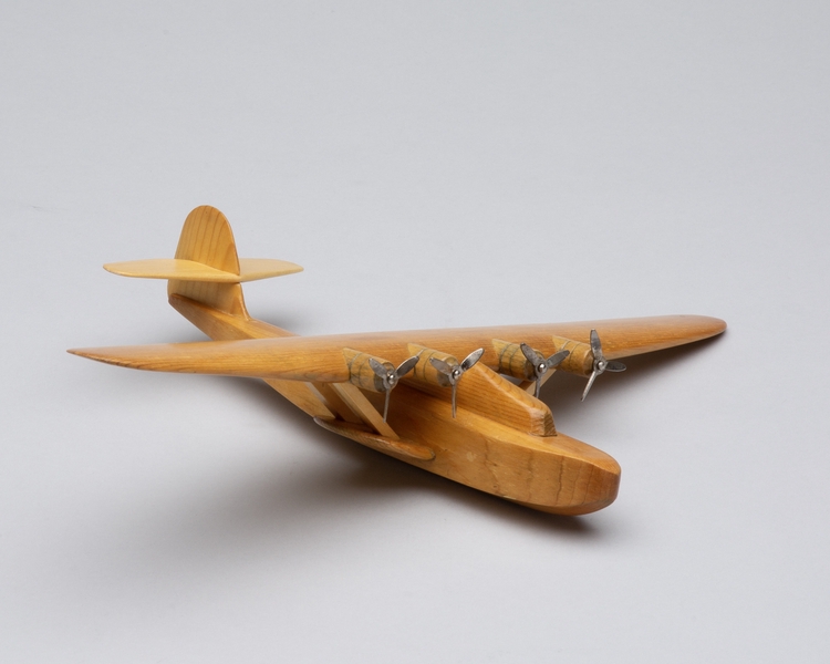 Image: model airplane kit: Martin M-130