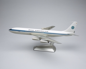 Image: model airplane: Pan American World Airways, Boeing 707 
