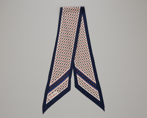 Flight attendant scarf: United Airlines
