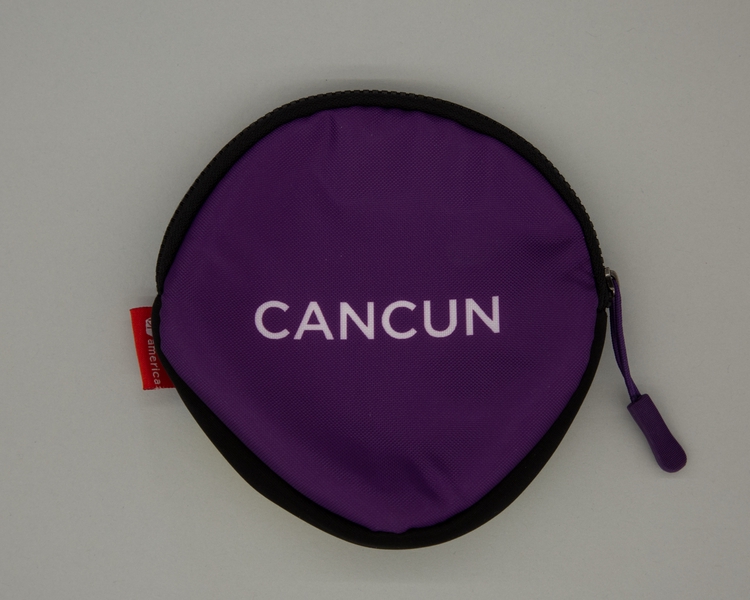 Image: amenity kit: Virgin America, first class, Cancun