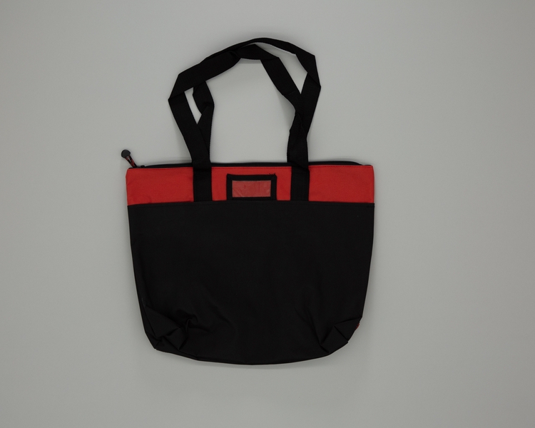 Image: golf tote bag: Virgin America