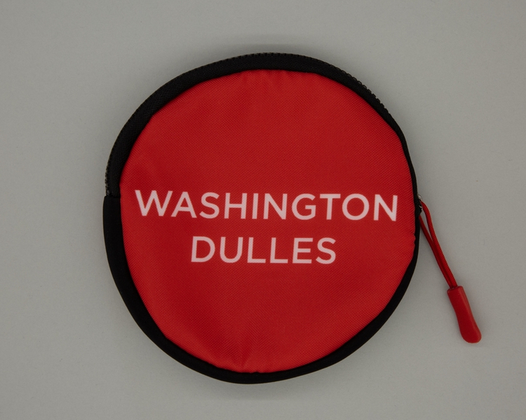 Image: amenity kit: Virgin America, first class, Washington Dulles