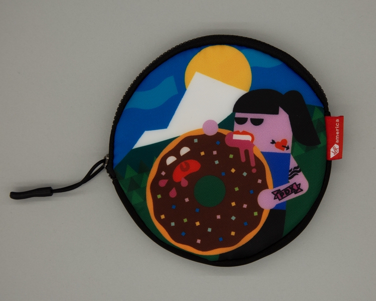 Image: amenity kit: Virgin America, first class, Portland