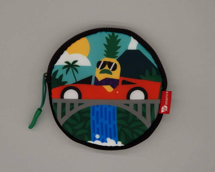 Image: amenity kit: Virgin America, first class, Maui