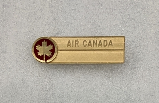 Image: name pin: Air Canada