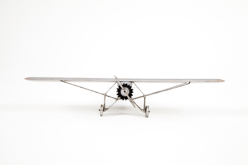 Image: model airplane: Ryan NYP Spirit of St. Louis