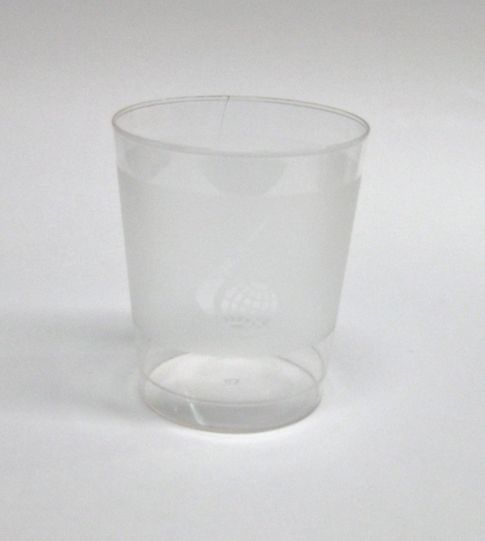Image: plastic cup: World Airways