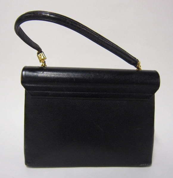 Image: air hostess handbag: TWA (Trans World Airlines)