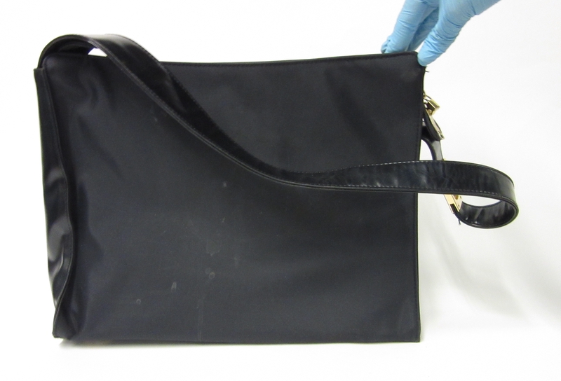 Image: flight attendant handbag: Qantas Airways