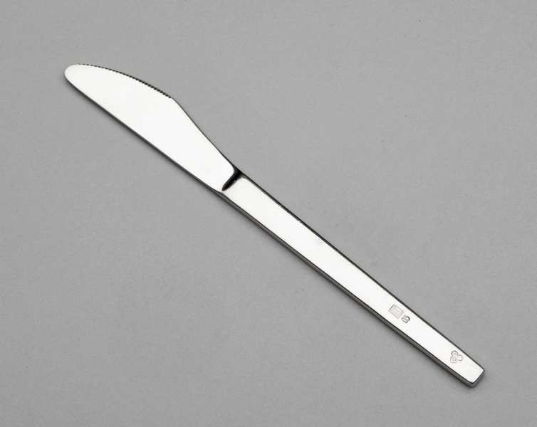 Image: knife: Thai Airways International