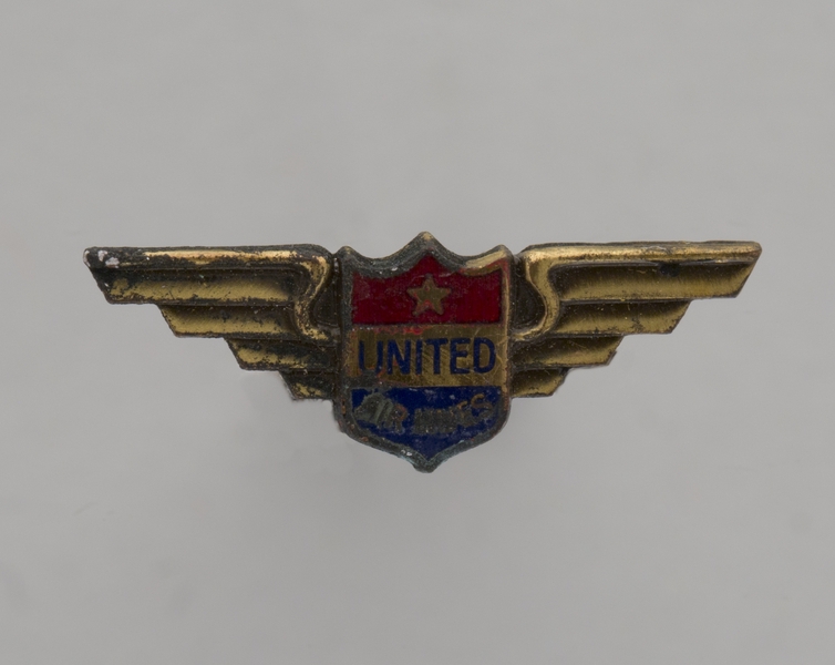 Image: service pin: United Air Lines, 5 years