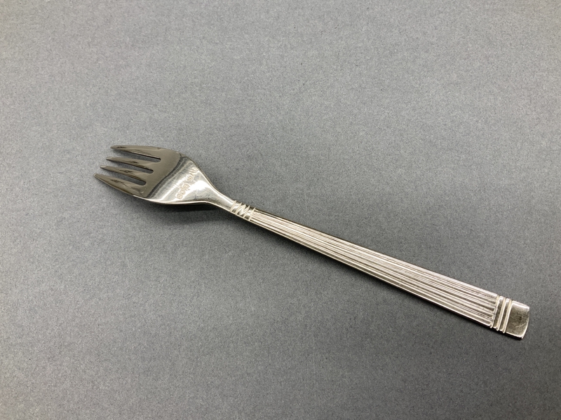 Image: fork: EVA Air, Royal Laurel Class