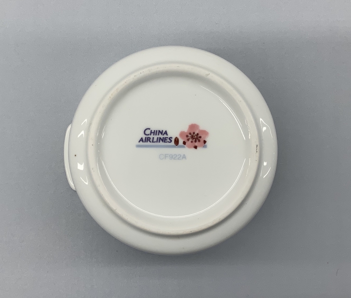 Image: dish with lid: China Airlines, business class