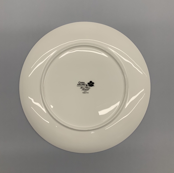 Image: entree plate: China Airlines, first class