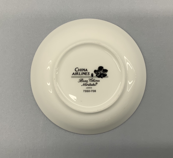 Image: condiment dish: China Airlines, first class