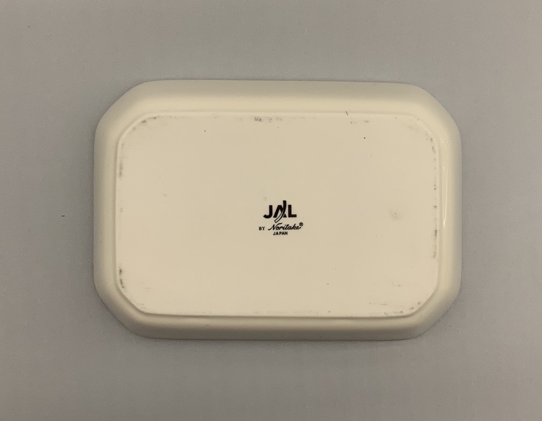 Image: entree dish: Japan Airlines, Seasons class