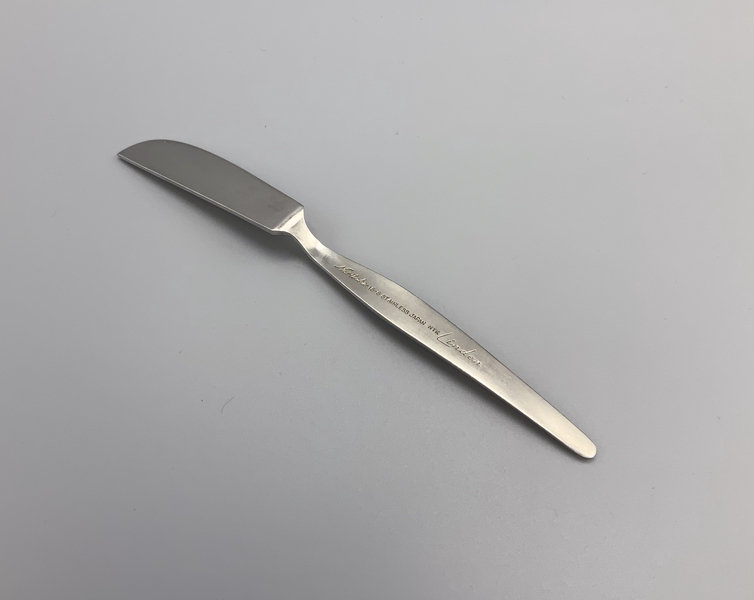 Image: butter knife: China Airlines