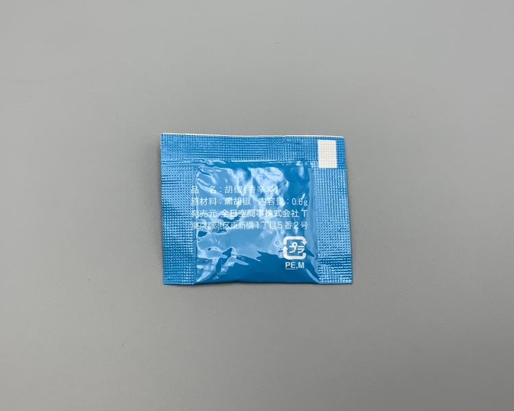 Image: pepper packet: ANA (All Nippon Airways)