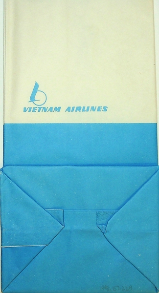 Image: airsickness bag: Vietnam Airlines