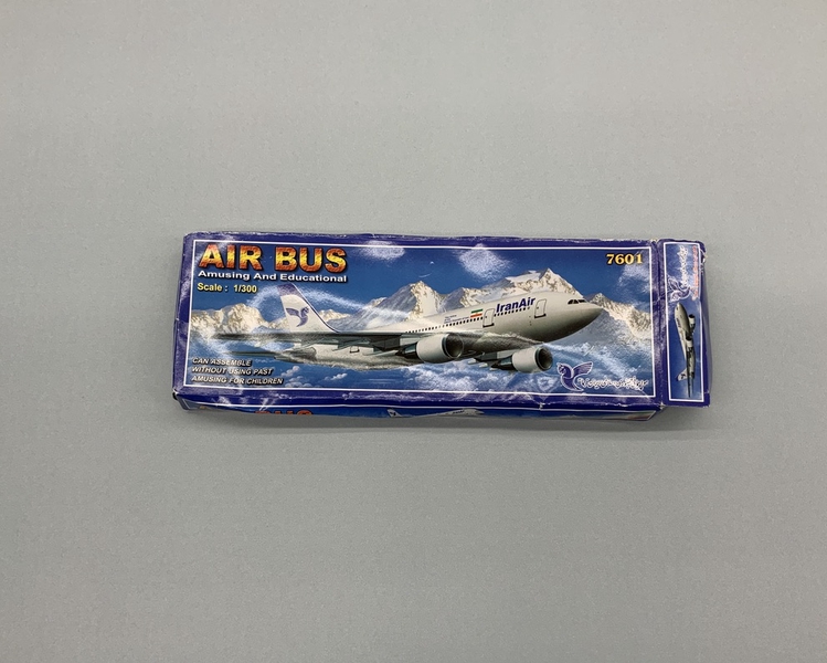Image: model airplane: Iran Air, Airbus A300