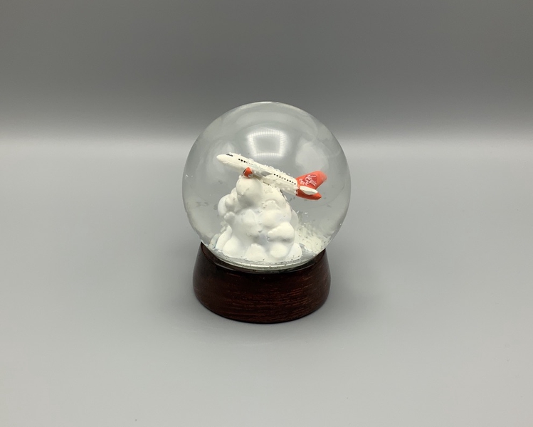 Image: snow globe: Virgin America