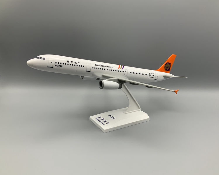 Image: model airplane: Trans Asia Airways, Airbus A321