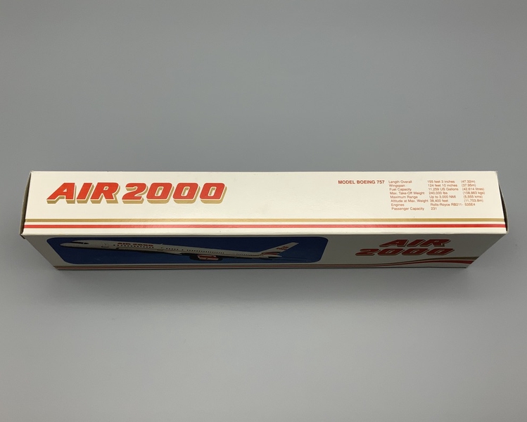 Image: model airplane: Air 2000, Boeing 757