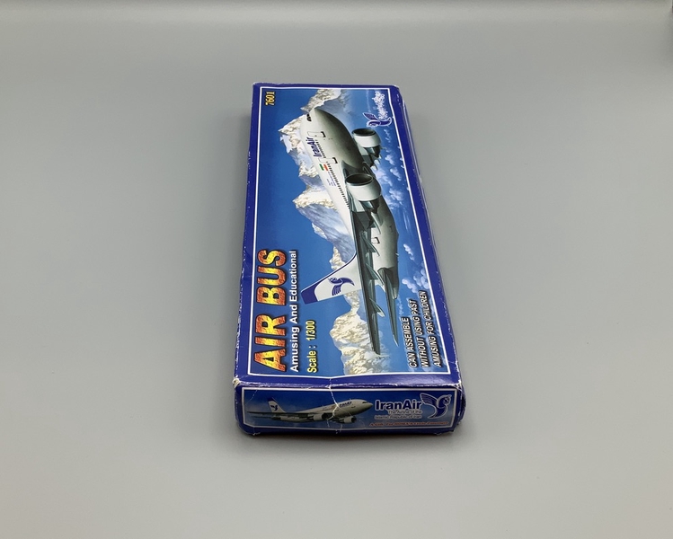 Image: model airplane: Iran Air, Airbus A300