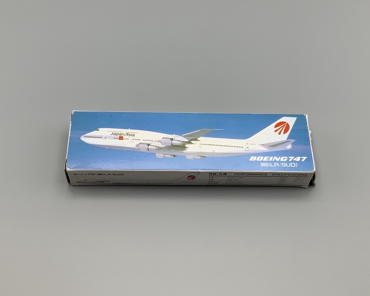 Image: model airplane: Japan Asia Airways, Boeing B747-300