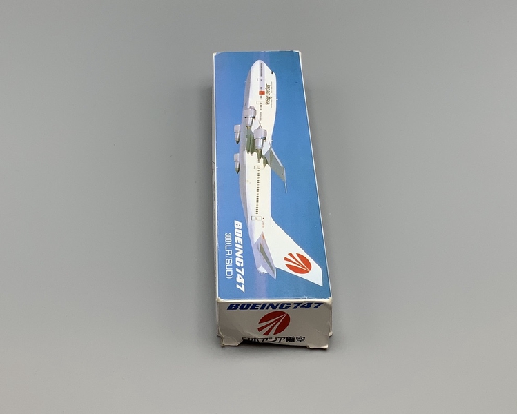 Image: model airplane: Japan Asia Airways, Boeing B747-300