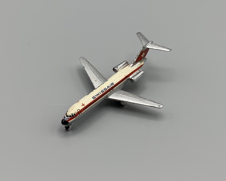 Image: miniature model airplane: Swissair, Douglas DC-9