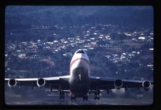 Image: slide: San Francisco International Airport (SFO), Boeing 747