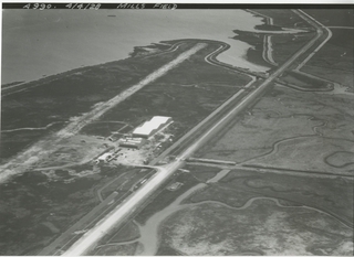 Image: photograph: Mills Field Municipal Airport of San Francisco, aerial view