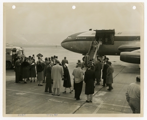 Image: photographs: early aviation; Boeing 367-80