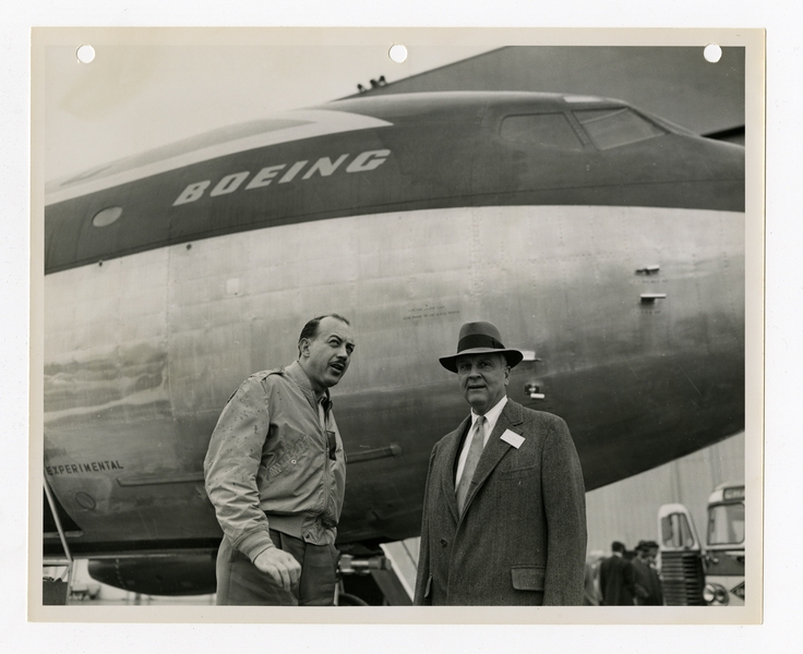 Image: photographs: early aviation; Boeing 367-80