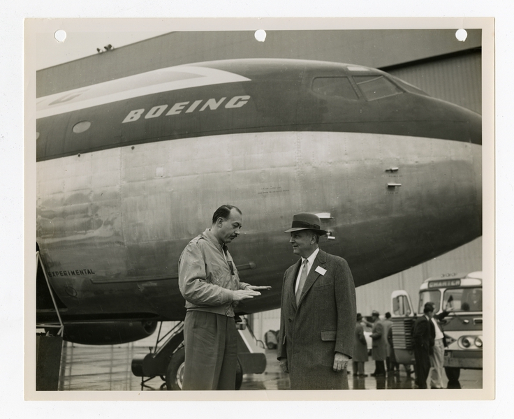 Image: photographs: early aviation; Boeing 367-80