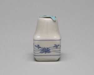 Image: pepper shaker: China Airlines