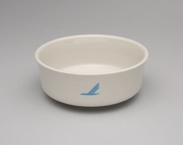 Bowl: Piedmont Airlines, first class