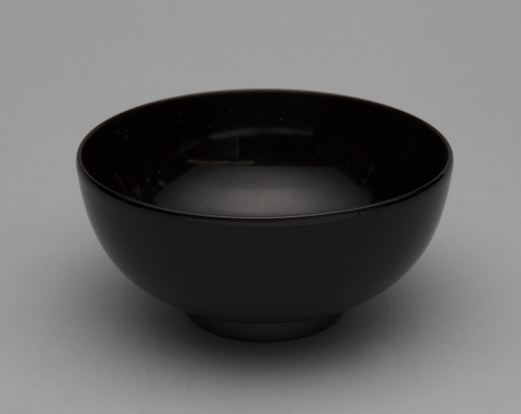 Image: soup bowl: Japan Air Lines