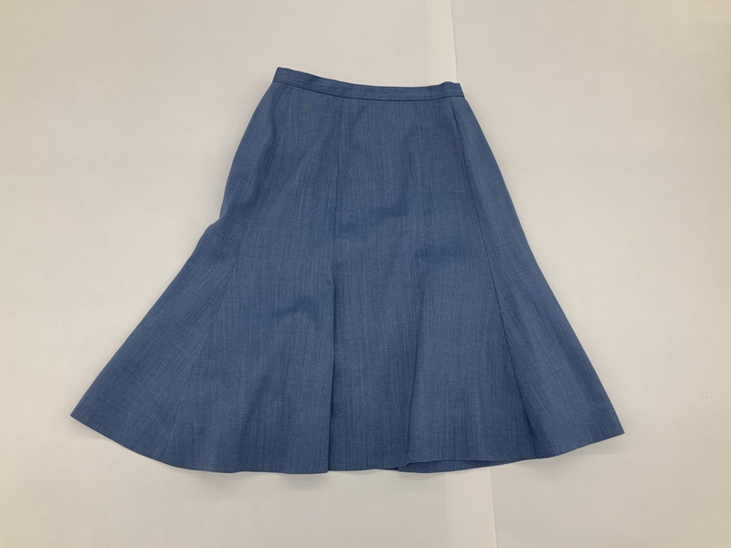 Image: stewardess skirt: United Air Lines, summer