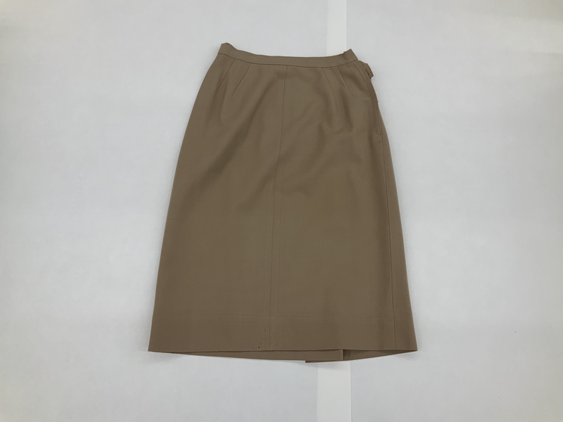 Image: stewardess skirt: United Air Lines, winter